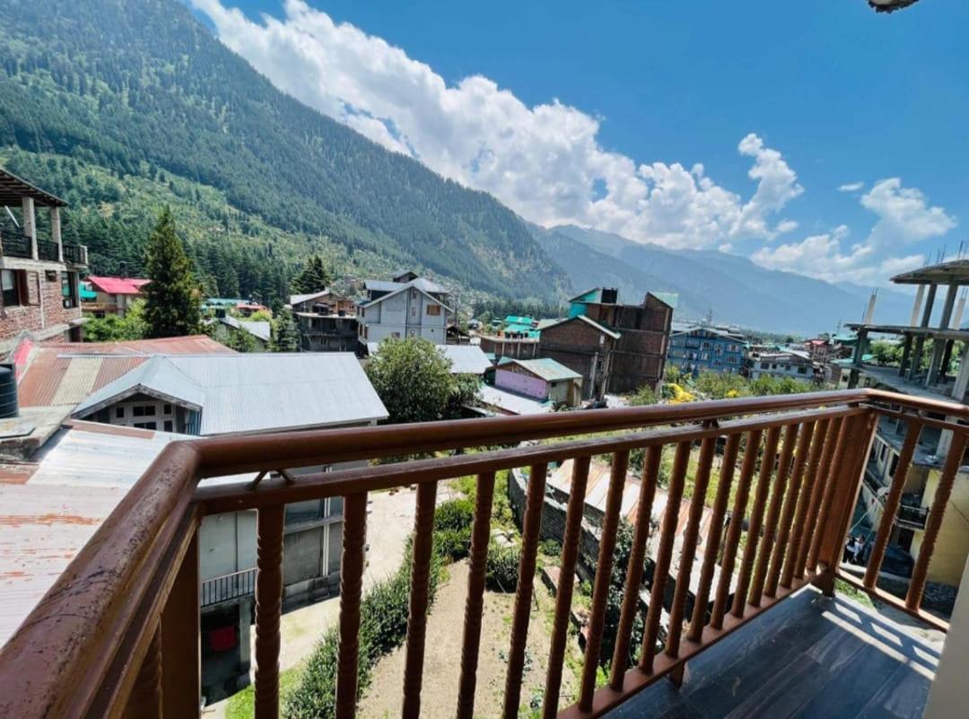 Hotel Hadimba Regency ! Free 4 Wheeler Parking ! Mountain View Rooms ! Near Mall Road Manali Esterno foto